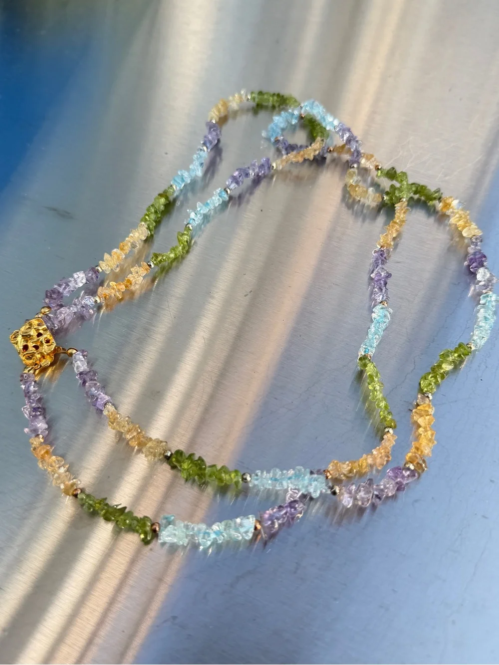 22” citrine, aquamarine, amethyst, peridot chip necklace w/ gold box clasp!